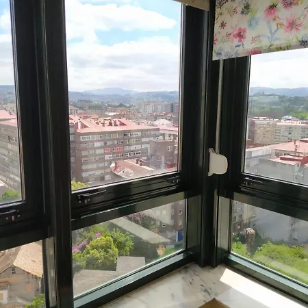 Διαμέρισμα Duplex Amplio,parking Wifi, 2 Terrazas, Bien Conectado Con Playas, Zona Segura Βίγκο